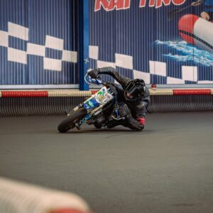 Ellbow down pitbike